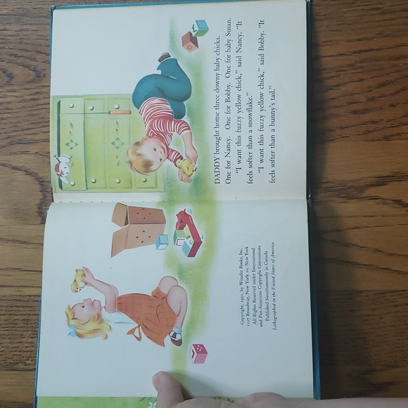 Vintage 50s Baby Susan's Chicken Hardcover Children's Book - Picture 4 of 8